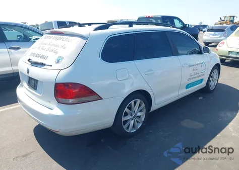 2014 Volkswagen Jetta Sportwagen 2.0L Tdi z USA, uszkodzony, nr VIN 3VWPL7AJXEM616411